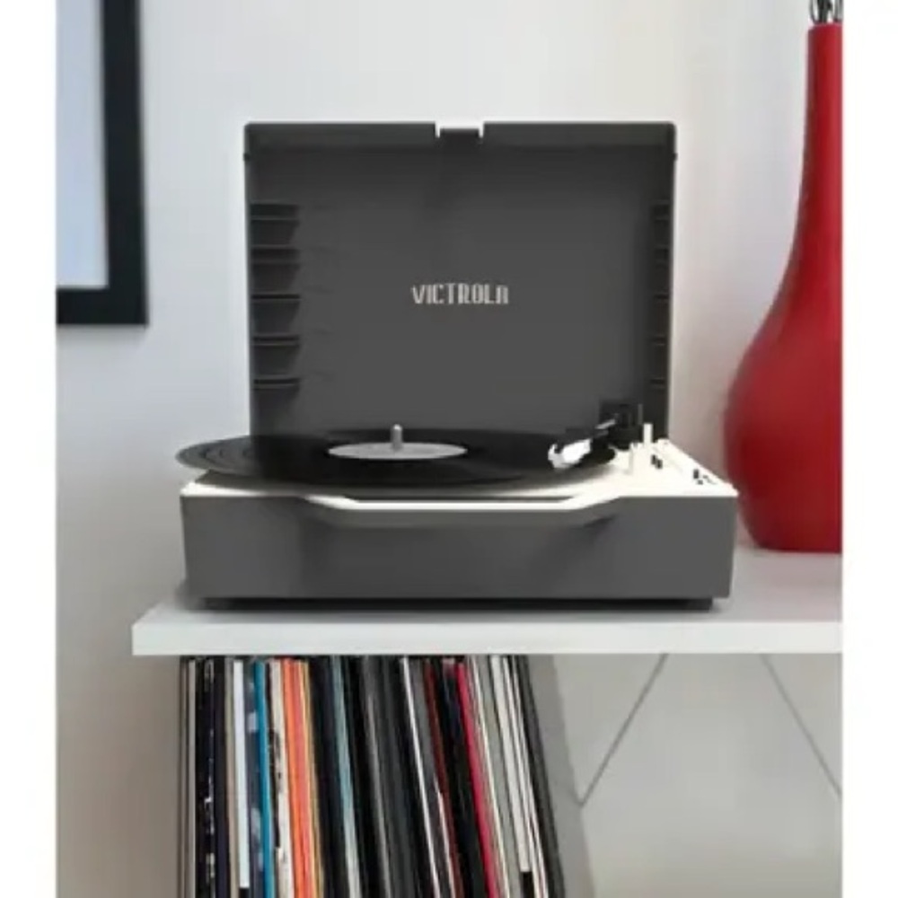 Victrola Re-Spin Bluetooth Suitcase Record Player - Picture 3 of 11